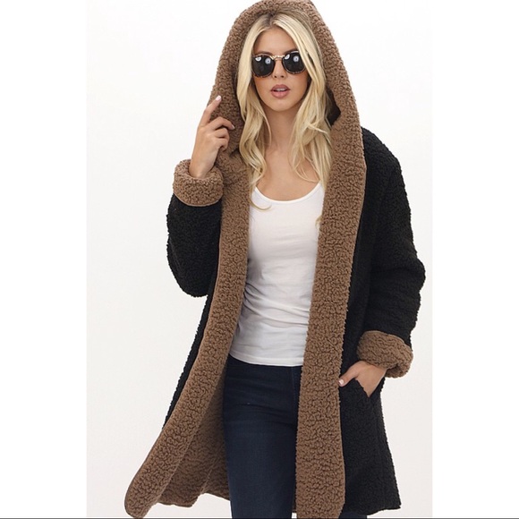 5⭐️🎉HP🎉BEST Reversible Faux Fur Coat - Picture 7 of 8